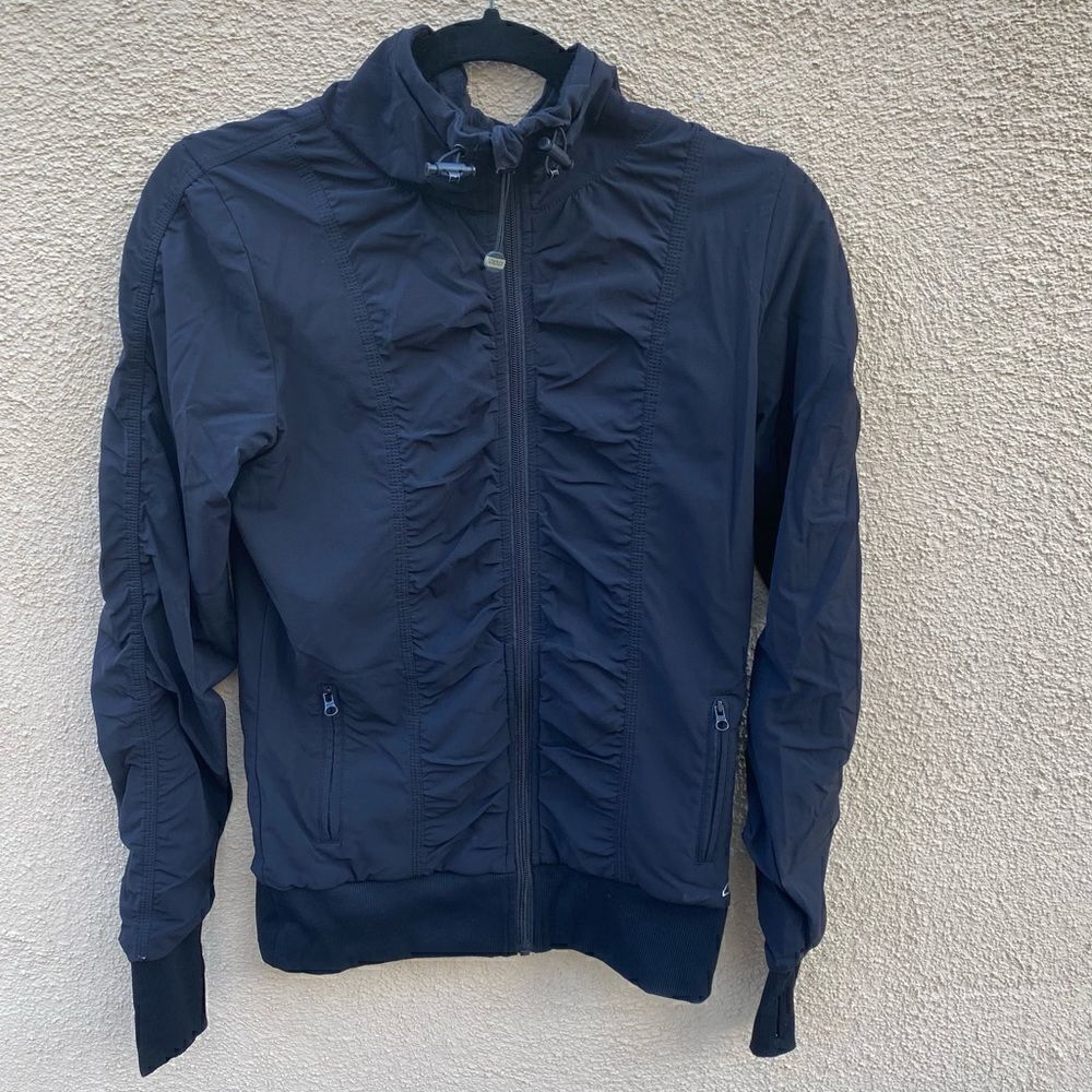 Lorna Jane Active Black Zip Up Ruched Athletic Jacket Sz XS. Excellent Condition